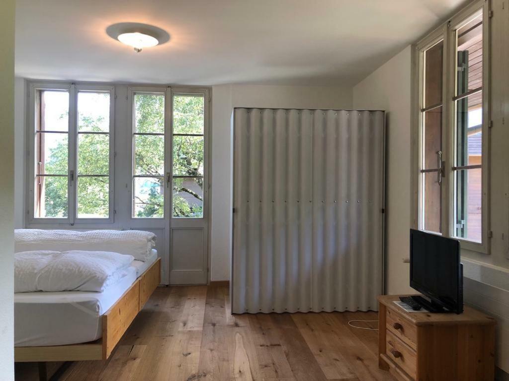 Hotel Krone Budget Lenk Exterior foto